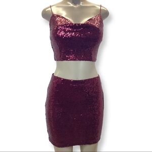 B. Smart Size Medium Wine Sequence Mini Skirt & Matching Crop Top Set New